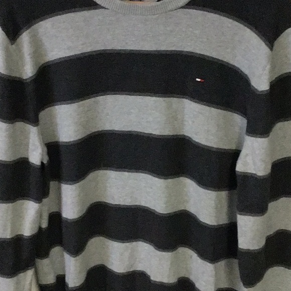 Tommy Hilfiger VGUC. Dark and light grey striped sweater, Cotton. Size L - Picture 3 of 11